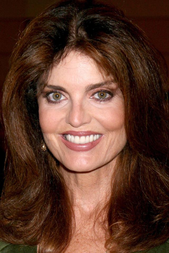 Tracy Scoggins