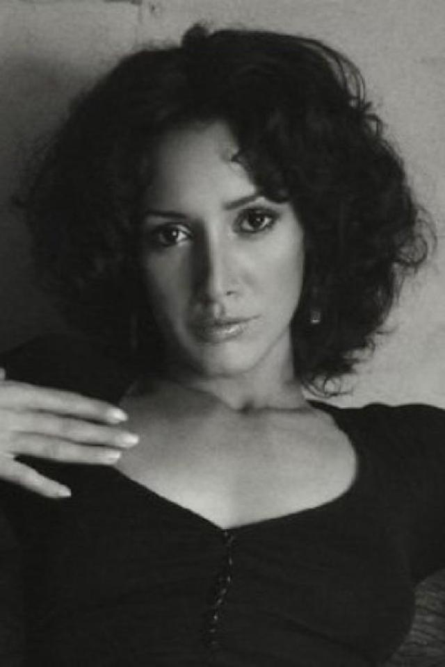 Jennifer Beals