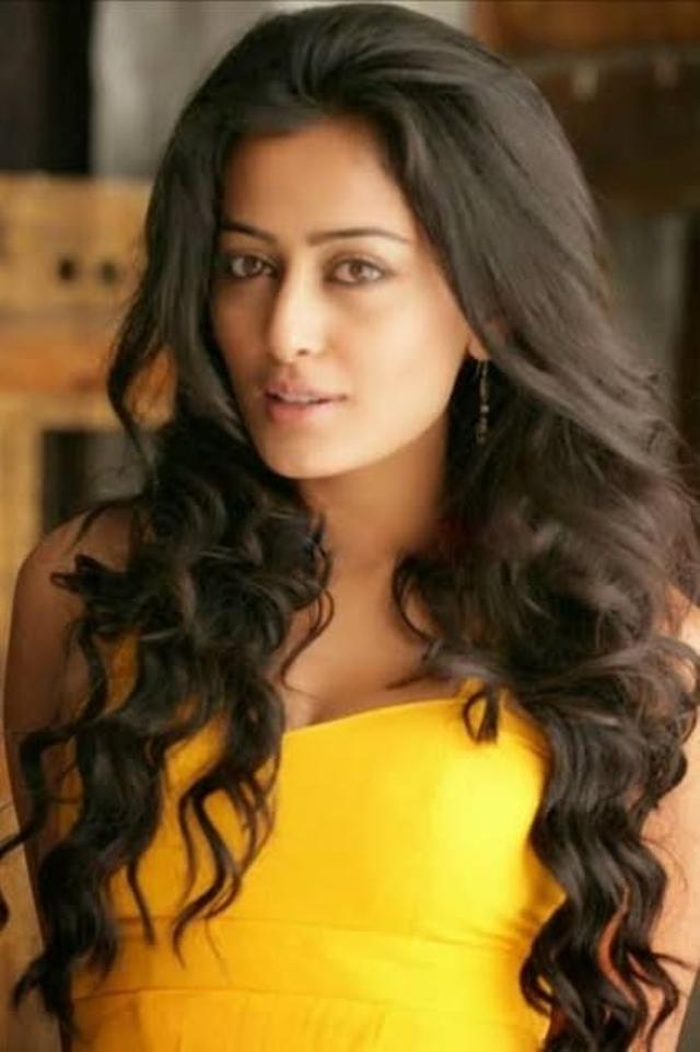 Nidhi Subbaiah