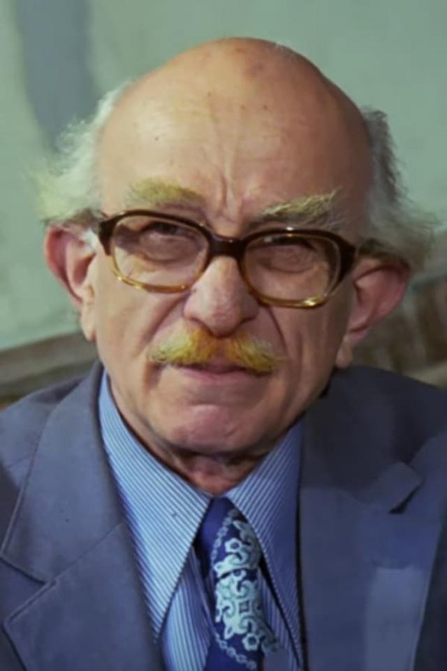 Akil Öztuna