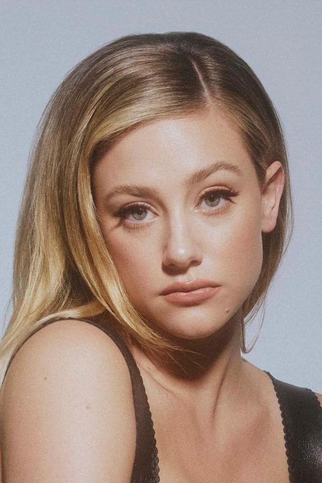 Lili Reinhart