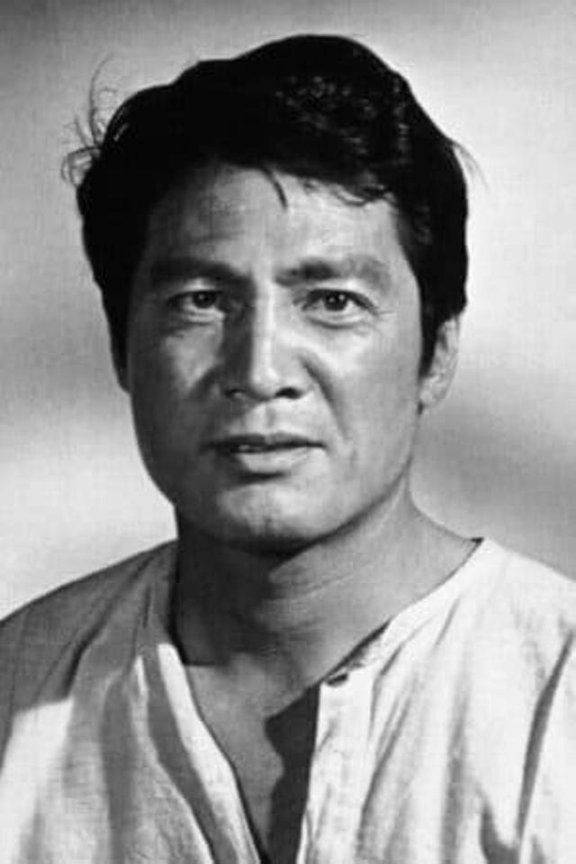 Eiji Okada