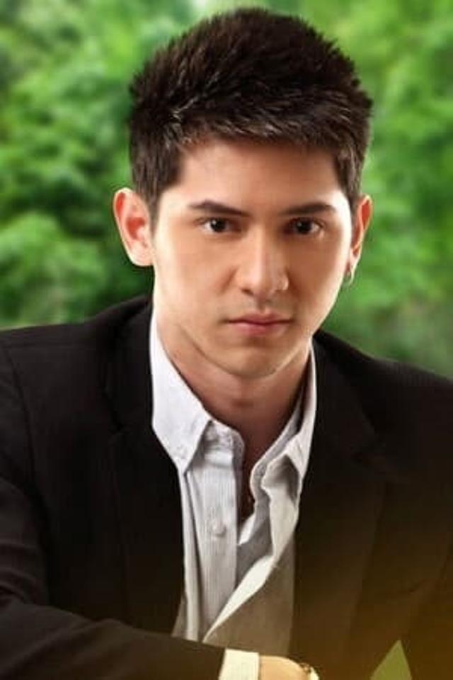 Ahron Villena